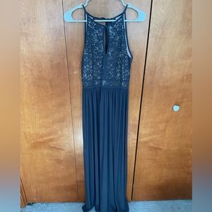 Size 8 R&M Collection Formal